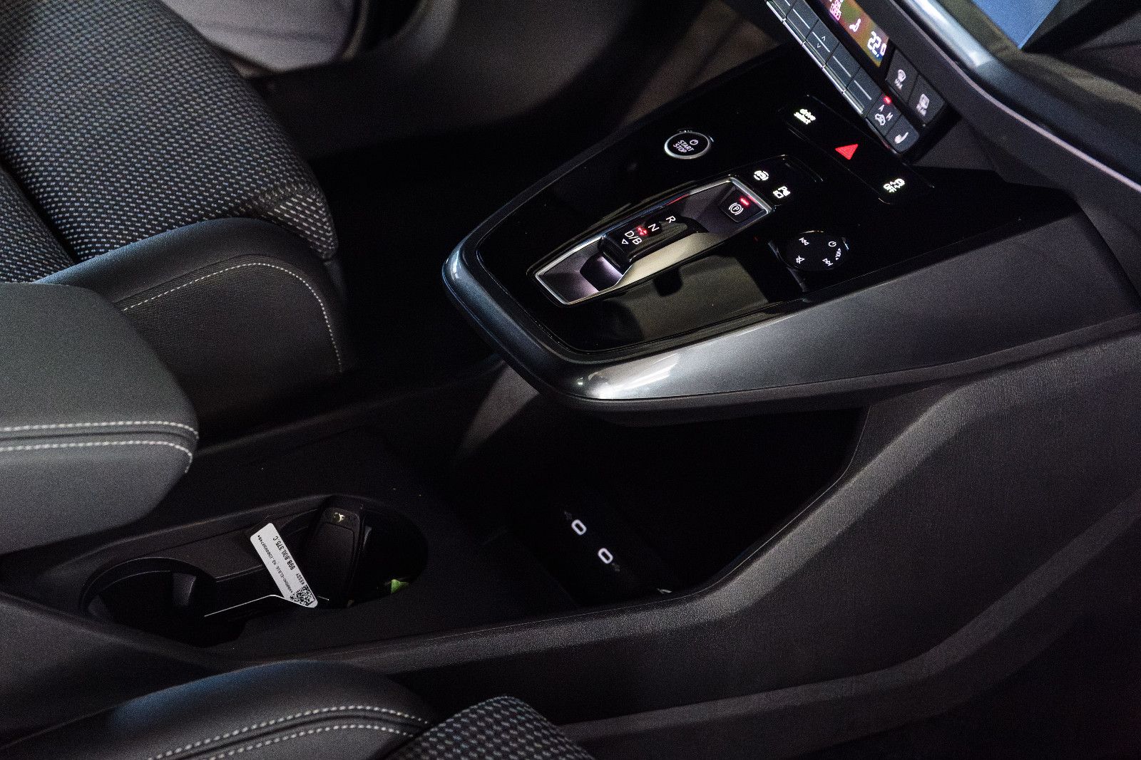 Fahrzeugabbildung Audi Q4 e-tron 45 RFK/MATRIX