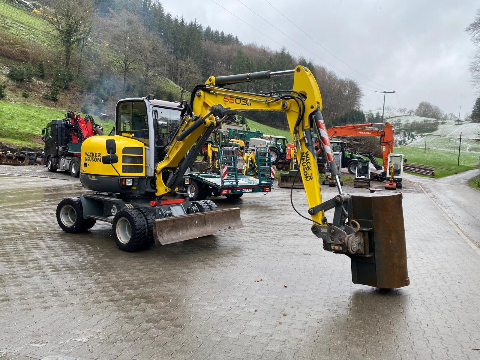 Wacker Neuson 6503-2 Mobilbagger (netto 32500€)