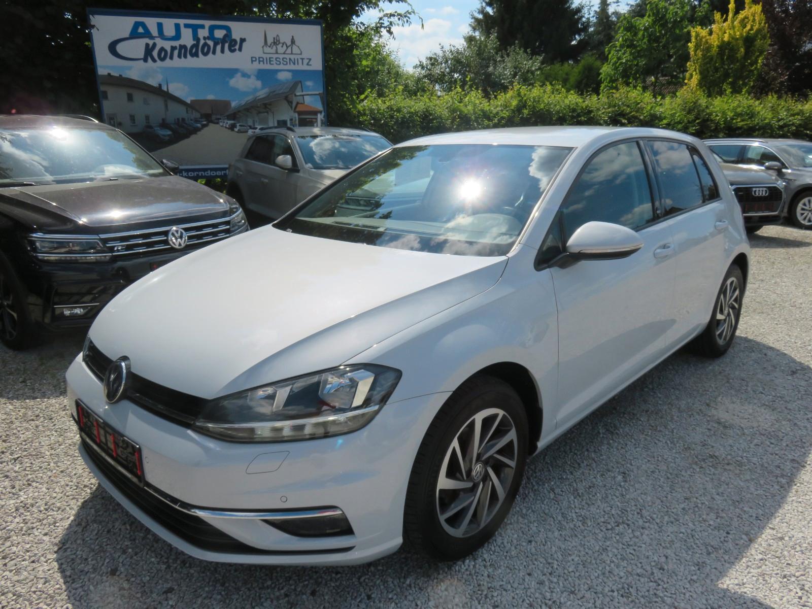 Volkswagen Golf VII Lim. Sound BMT DSG PDC Navi SH
