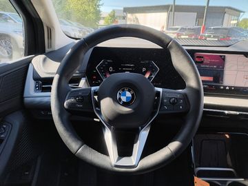 BMW 220i Active Tourer DAB LED Komfortzg. Shz