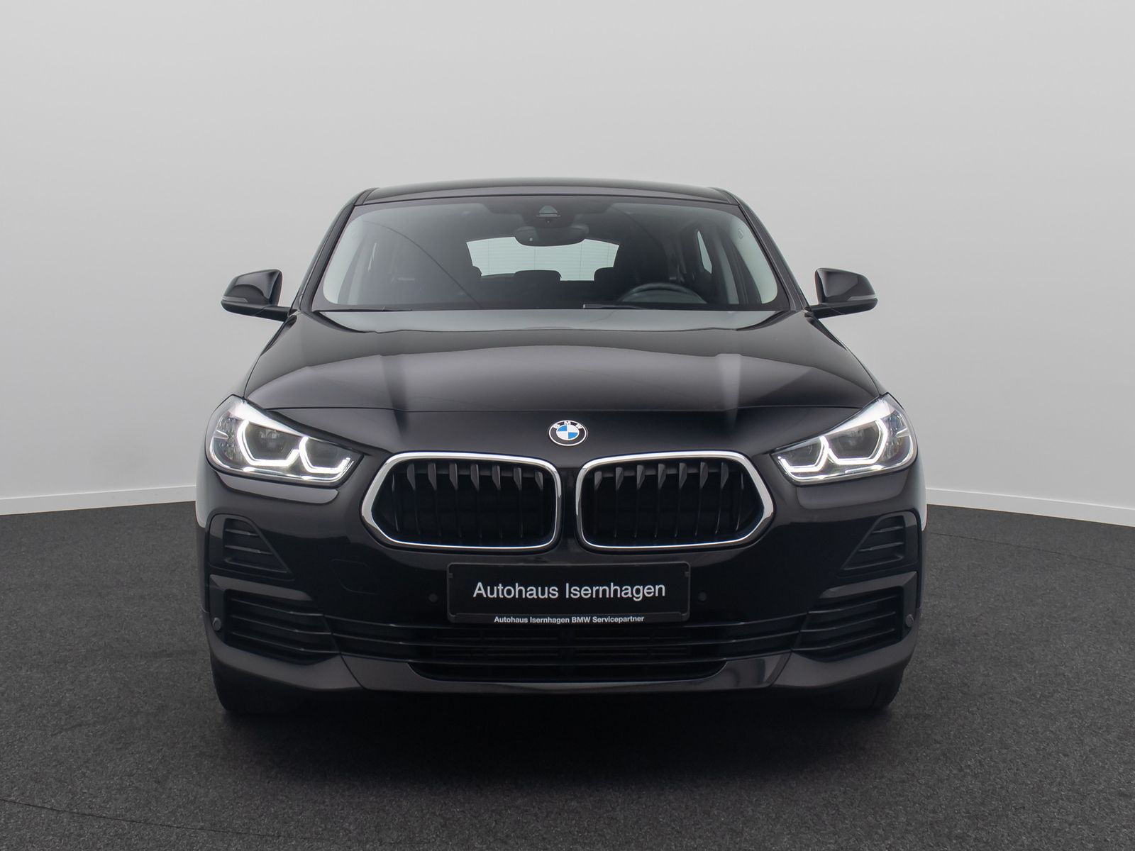 Fahrzeugabbildung BMW X2 sD18i GeschwindigReg ParkAss DAB Navi Lordos
