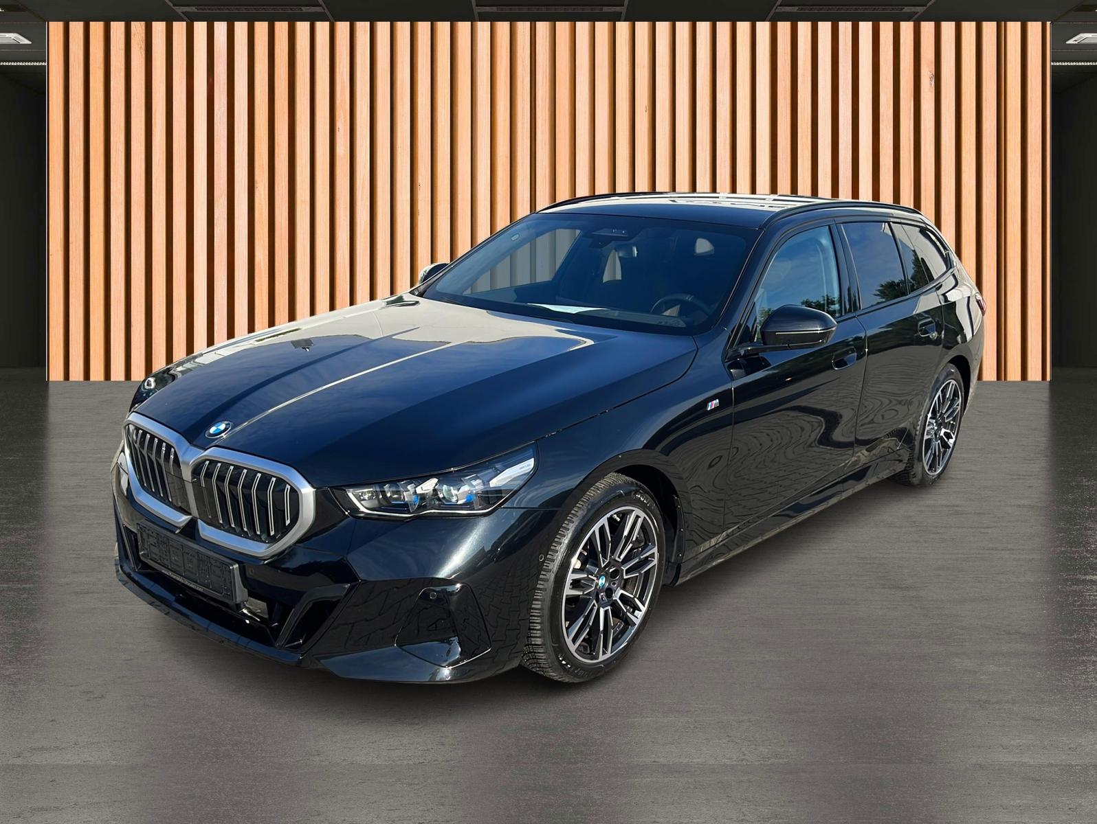BMW 520 iA M Sport*Standheizung*AHK*UPE 79.000€