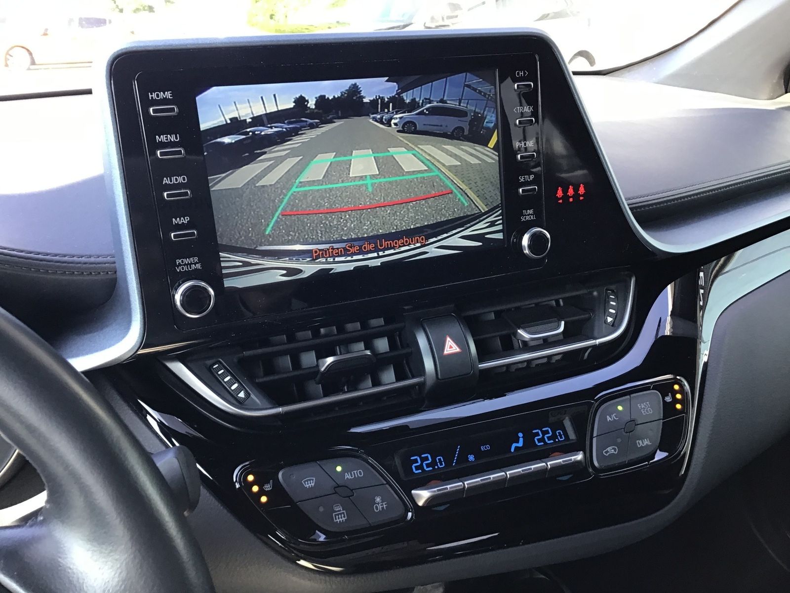 Fahrzeugabbildung Toyota C-HR 2.0 TEAM D 4X2/NAVI/SHZ/EPH/RFK/
