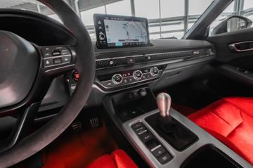 Bild 14 Honda Civic Type R LED Scheinwerfer Navi Rückfahrk.