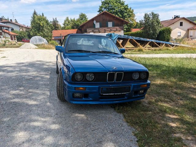 BMW E30 325i Cabrio M-Technik 2 Last Edition