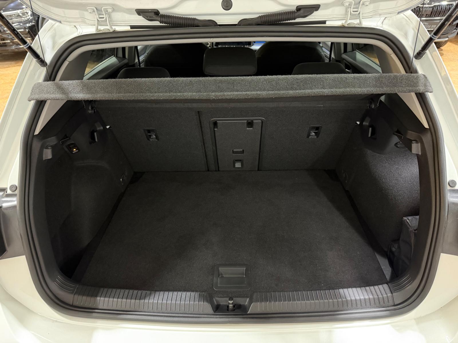 Volkswagen Golf VIII Lim. Active 2.0TDI DSG/AHK/CAM/GARANTIE, миниатюра 10