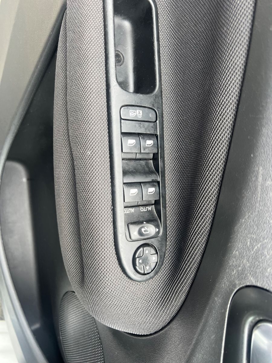 Fahrzeugabbildung Citroën C3 Picasso Selection * AUTOMATIK *SCHECKHEFT*