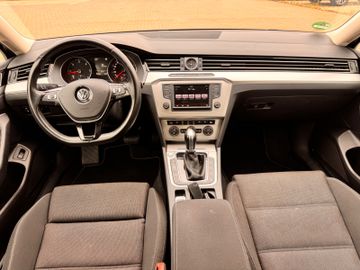 Volkswagen Passat Variant - 10