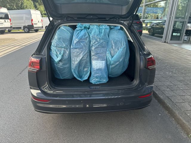 Golf VIII Variant 2.0 TDI Life NAVI LED 16 ALU S
