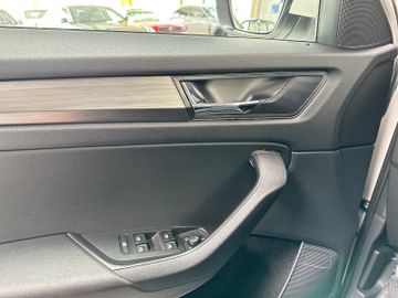 Fahrzeugabbildung SKODA Kodiaq Ambition Navigation PDC Touch BremsAssist