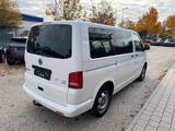 Volkswagen T5 Multivan 2.0 TDI 4 Motion*140 PS*Navi*AHK* - weiße Volkswagen T5 Multivan