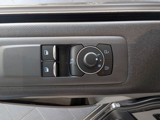 Ford Tourneo Custom L1 Active MATRIX B&O