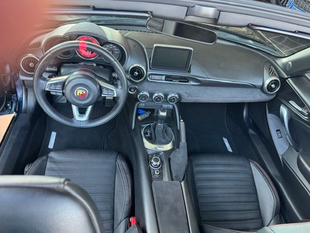 Fahrzeugabbildung Abarth 124 Spider 1.4 MultiAir Turbo AT Turismo LED NAV