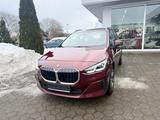 BMW 218d Active Tourer KAMERA SHZ ABSTANDSTEMP LED - BMW 218 Active Tourer: Rot