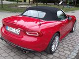 Fiat 124 Spider 1.4 MultiAir Turbo Lusso Lusso - rote Fiat 124 Spider