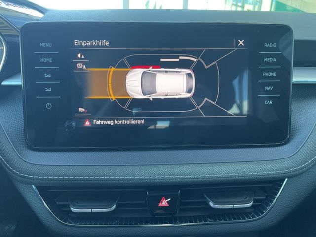 Skoda Fabia IV 1.0 TSI Style *ACC*CAM*LED*NAV*SHZ* ALU