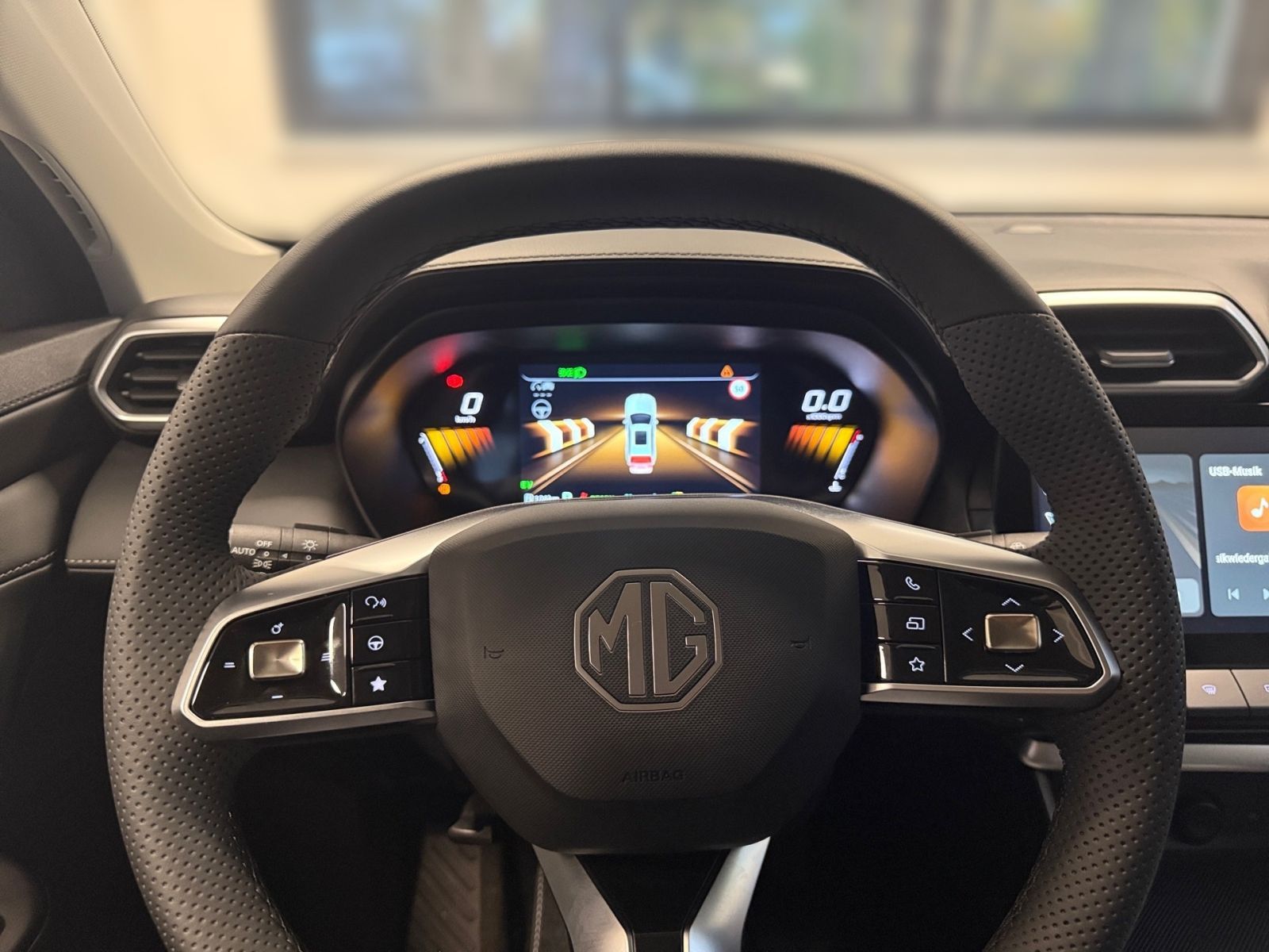 MG ZS