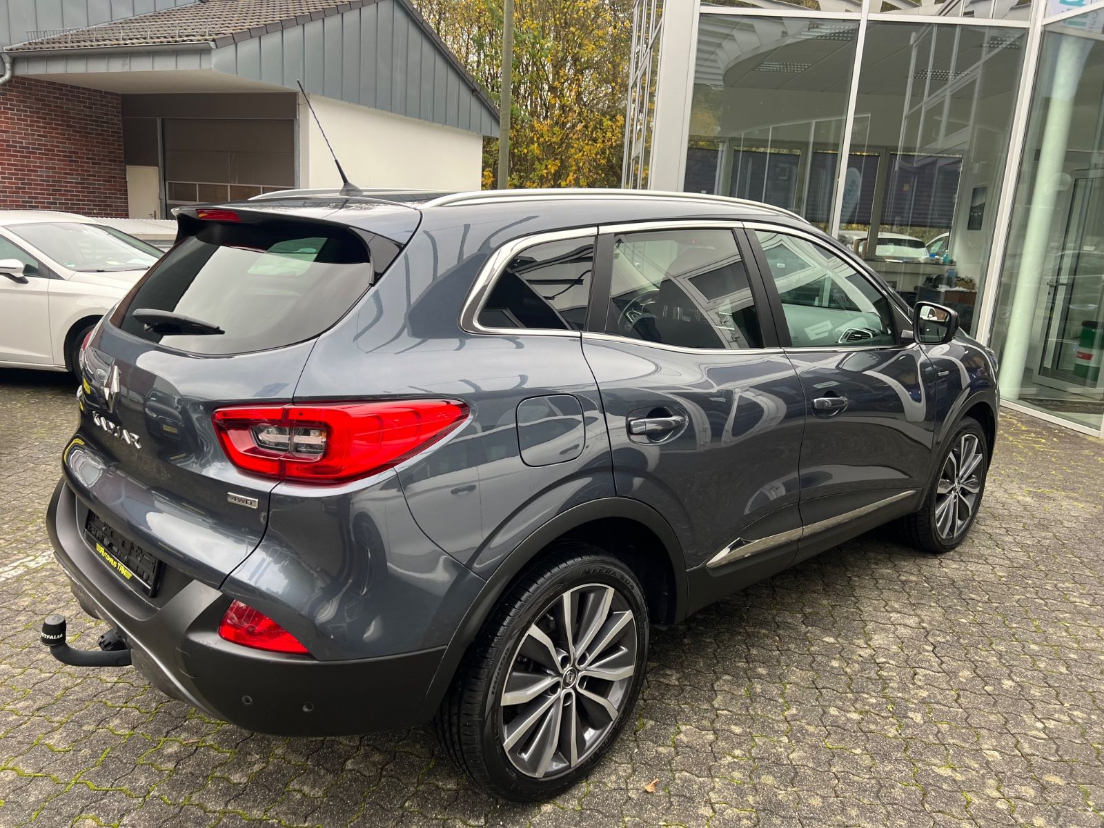 Fahrzeugabbildung Renault Kadjar Bose Edition 4x4 *LED*KAMERA*NAVI*