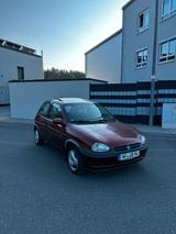 Opel Corsa B 1.4 Automatik - Opel Corsa aus 1996: B