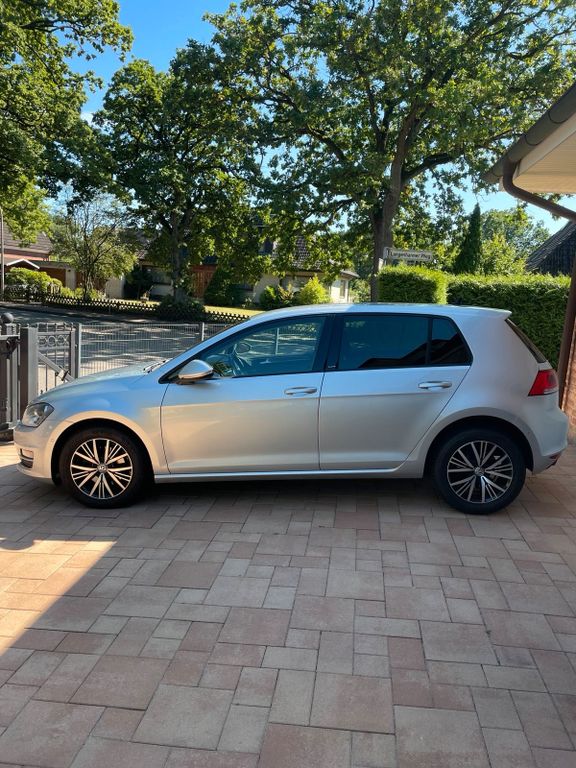Image of Volkswagen Golf