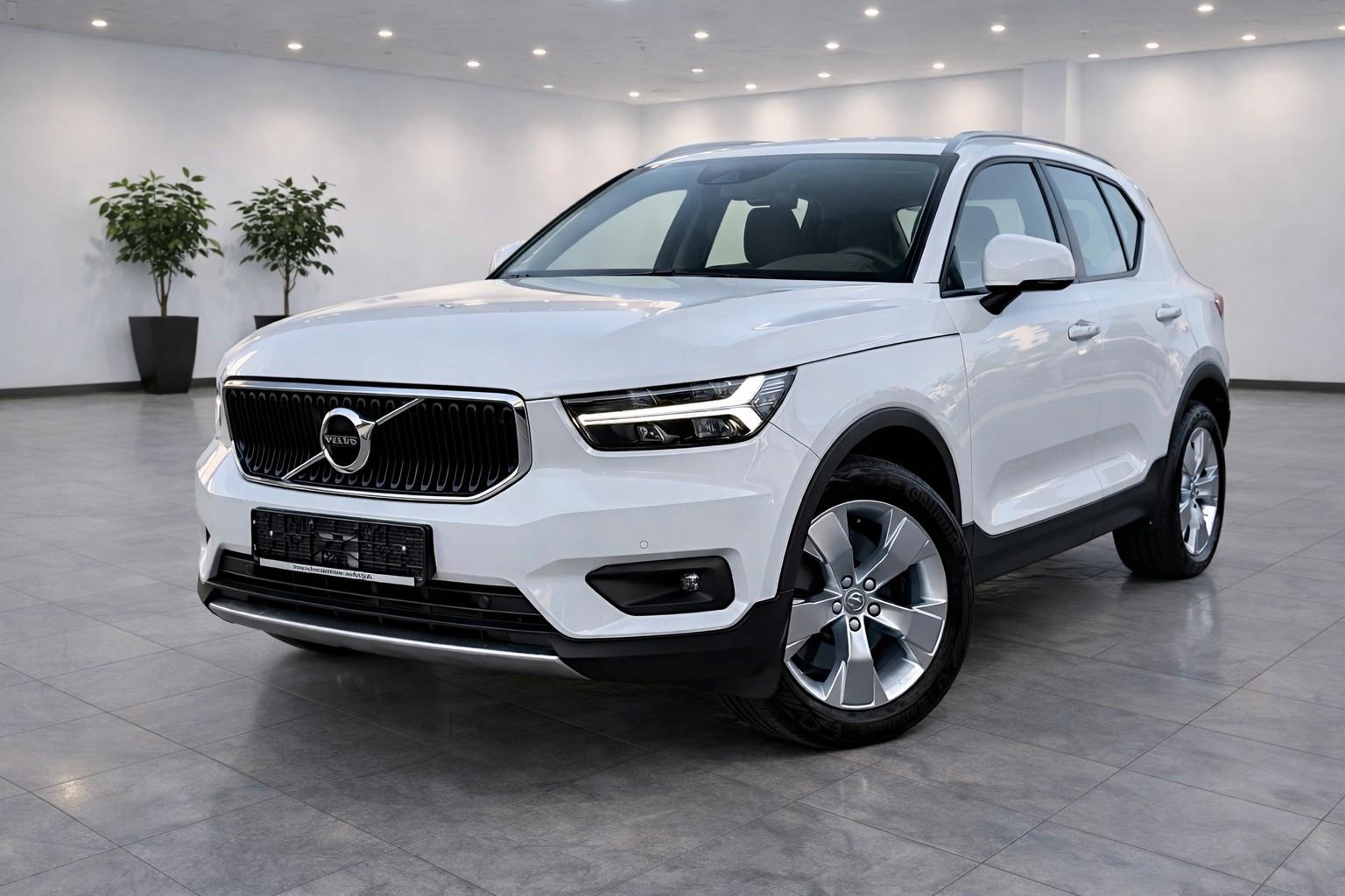 Volvo XC40 2.0 D4 AWD Momentum Pro /Automatik