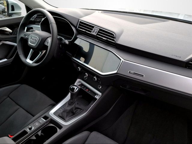 Q3 35 TFSI S-TRONIC ADVANCED AZV+LED+NAVI+PDC