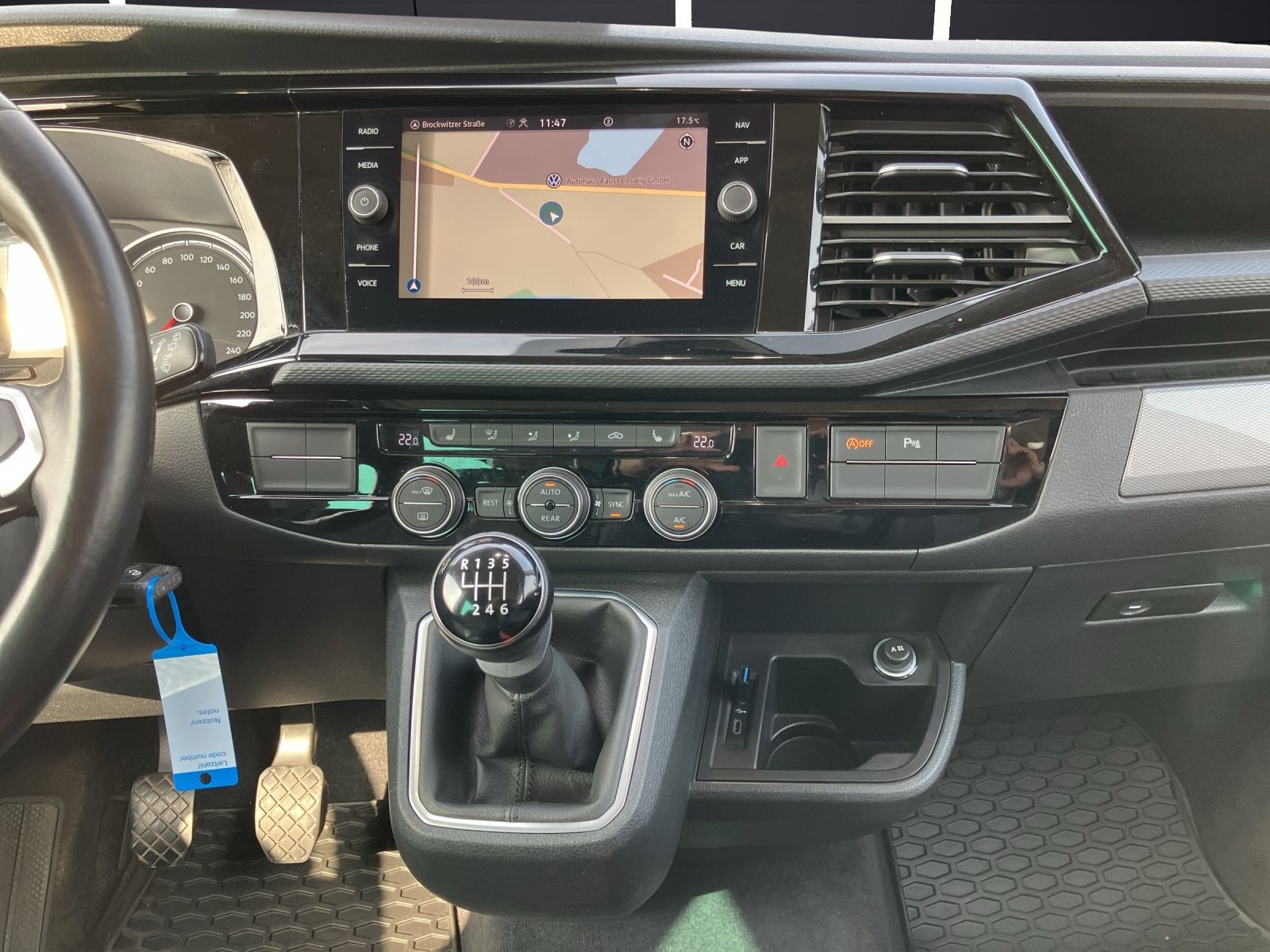 Fahrzeugabbildung Volkswagen T6 Multivan T6.1 TDI Gen Six LED ACC AHK SH PDC