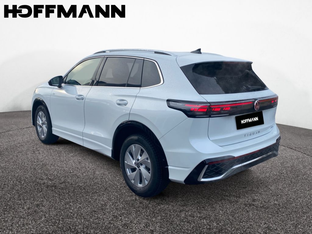 Fahrzeugabbildung Volkswagen Tiguan 1.5 eTSI OPF DSG R-Line