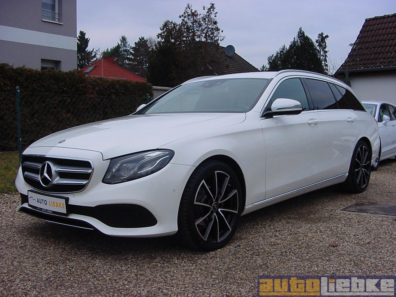 Mercedes-Benz E 220d T AVANTG AUT,LED,NAVI,TW-A,KAM,SHZ,MB-SH!