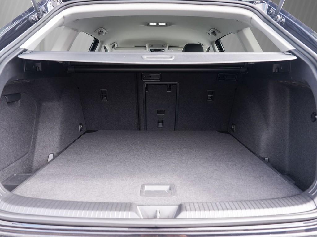 Volkswagen Golf VIII Variant 1.5 TSI LIFE /Navi/LED/RFK/ACC, миниатюра 7