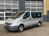 Opel Vivaro Kombi L1H1 2,7t/Klima/AHK/9-Sitz. - gebrauchte Opel Vivaro aus dem Jahr 2009
