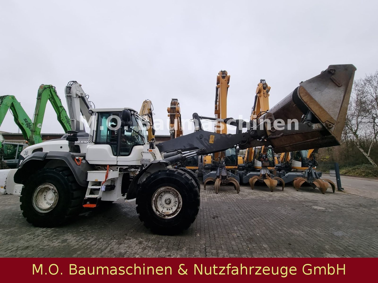 Fahrzeugabbildung Volvo L 120 H /3+4. Steuerkreis / BSS/Hochkippschaufel