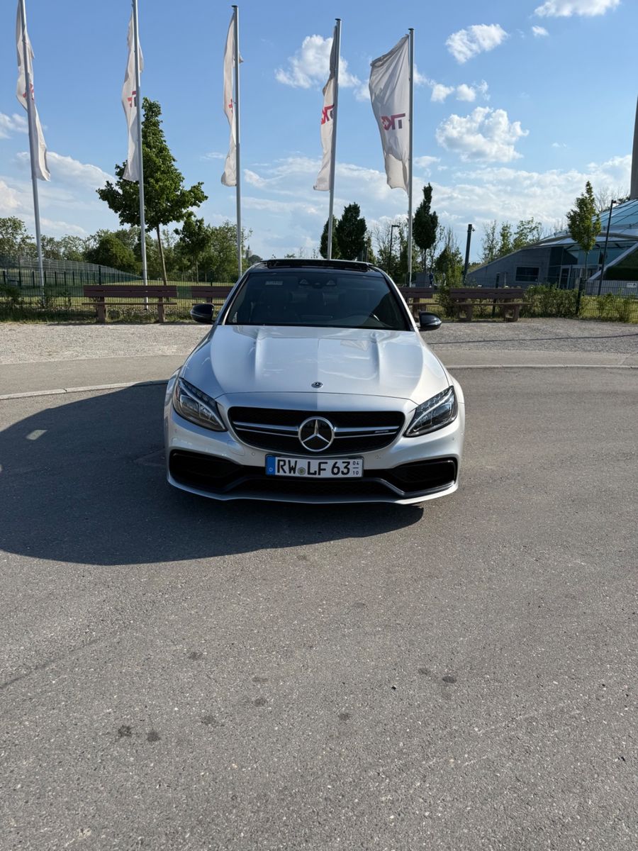 MERCEDES-BENZ C 63 AMG Mercedes-AMG C 63 Mercedes-AMG