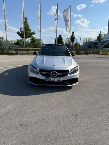 MERCEDES-BENZ C 63 AMG Mercedes-AMG C 63 Mercedes-AMG
