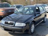 Skoda Octavia Combi 1.6 Style KLIMA/AHK/2HAND - Skoda aus 2002