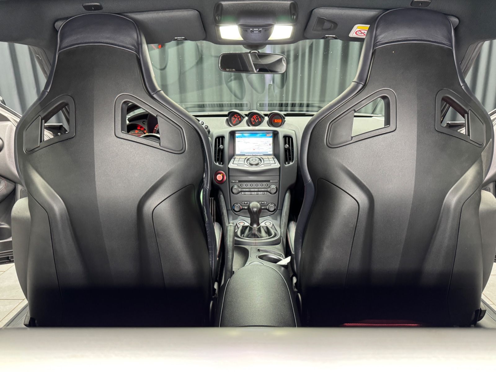Fahrzeugabbildung Nissan 370Z Nismo|BOSE|RECARO|SCHALTER|D-FZG|U-FREI