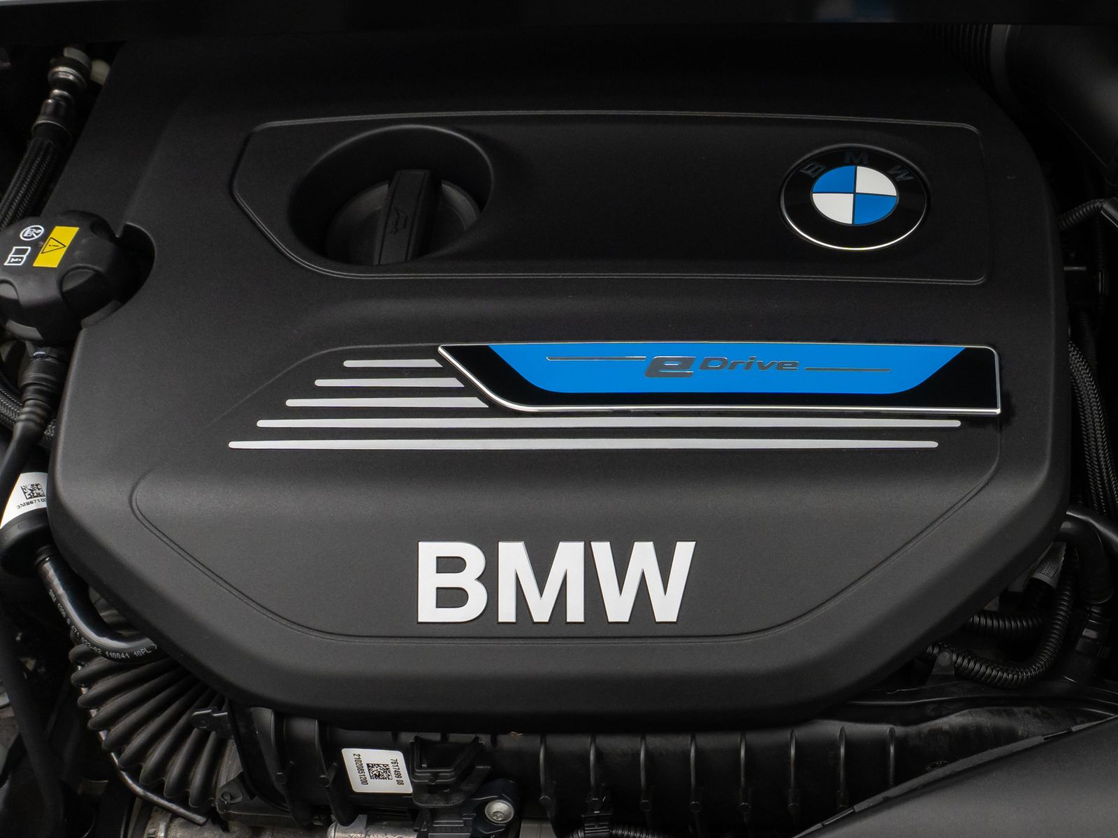 Fahrzeugabbildung BMW X1 xD25e M Sport Kamera Navi DAB HiFi DrivAssist