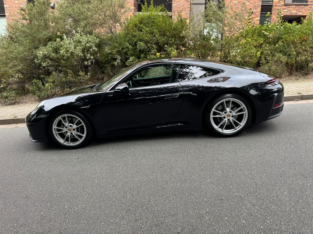 Porsche 992 — fotografia 2