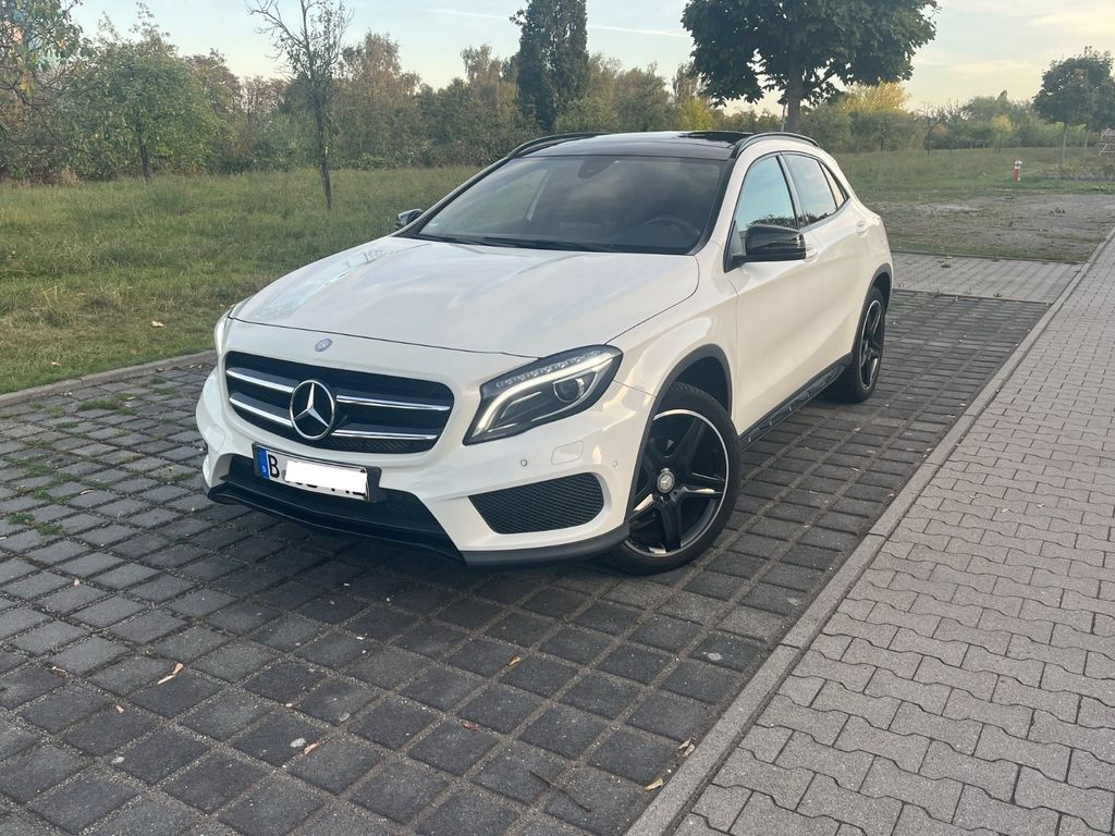 Image of Mercedes-Benz GLA 200