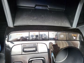 Fahrzeugabbildung Hyundai TUCSON 1.6 T-GDi 180PS DCT 48V 4WD N-LINE PANO