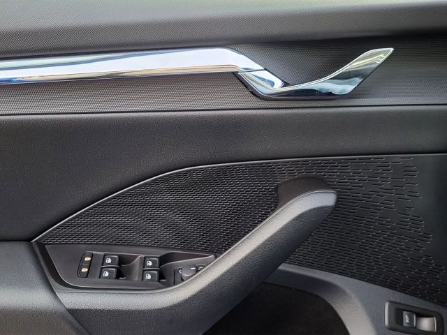 Octavia Combi 1.5 TSI First Edition Canton LED