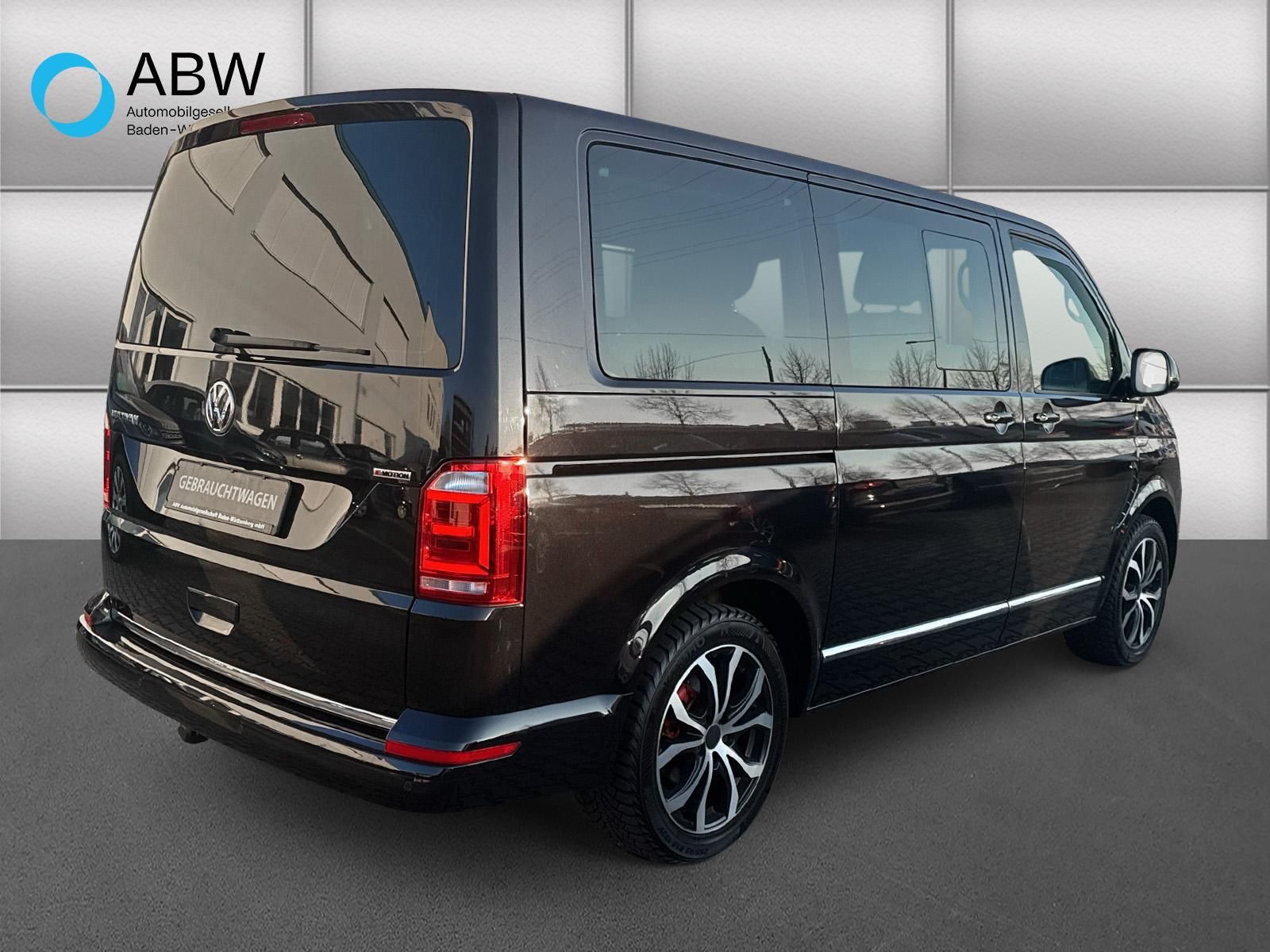 Fahrzeugabbildung Volkswagen T6 Transporter Multivan Highline 4Motion 2.0 TDI