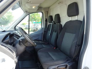 Ford Transit - 12