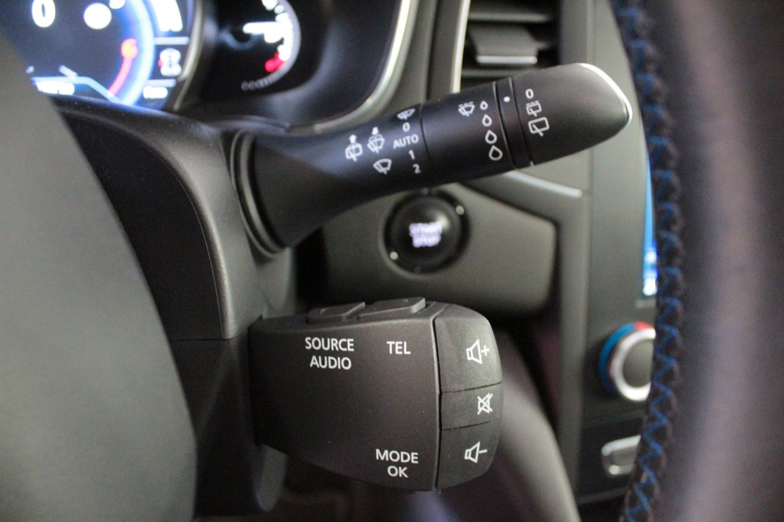 Fahrzeugabbildung Renault Megane ENERGY TCe 130 GT Line   AHK*