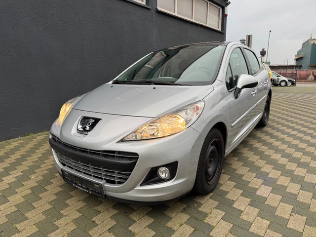 Peugeot 207 Forever Top Zustand Scheckheft Gepflegt