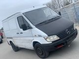 Mercedes-Benz Sprinter 208 - Mercedes-Benz Sprinter aus 2000