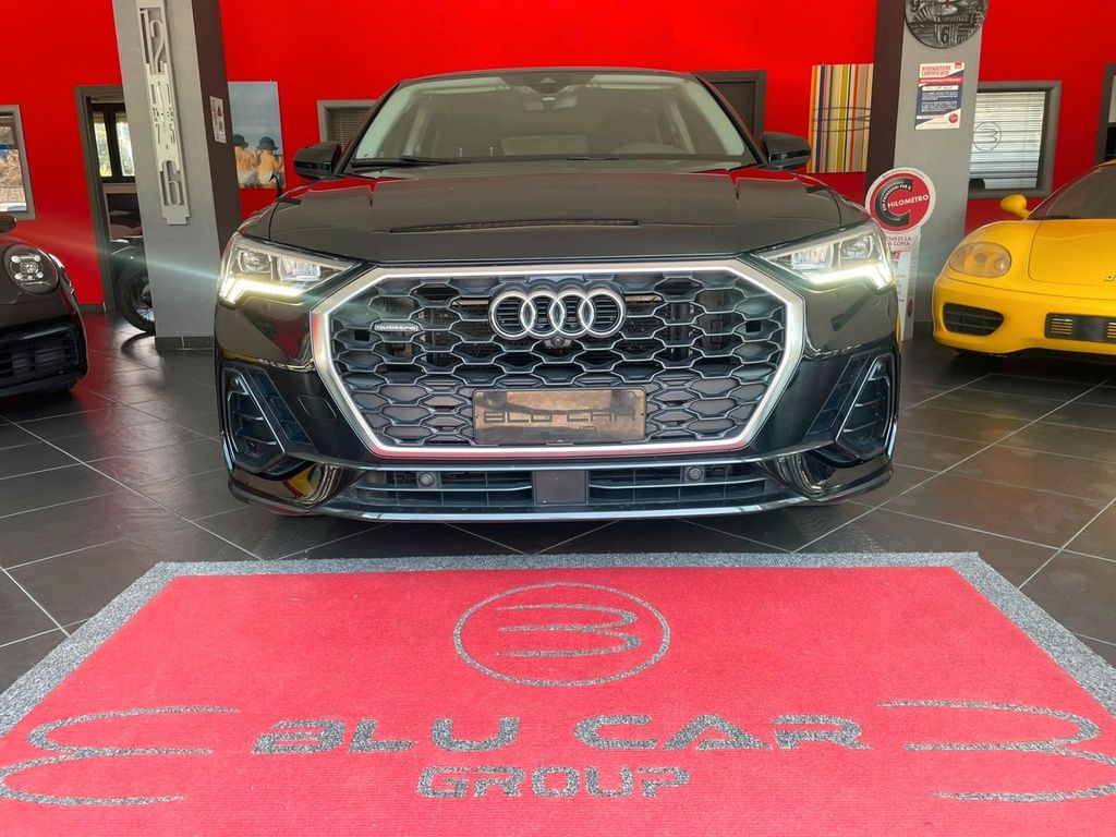 Image of Audi Q3