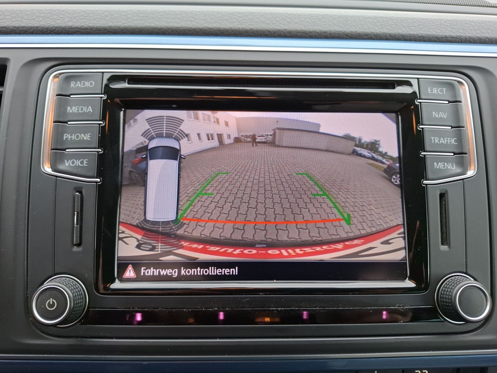 Fahrzeugabbildung Volkswagen T6 Multivan TDI Generation-Six DSG 4M STH AHK LE