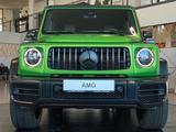 Mercedes-Benz G 63 AMG NightP Carbon Sthz Sbel TV AHK 22" - mit Benzin-Antrieb: Vollleder, Lederlenkrad, mit Klimaautomatik