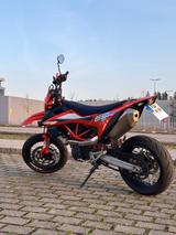 KTM 690 SMC R - KTM SMC R